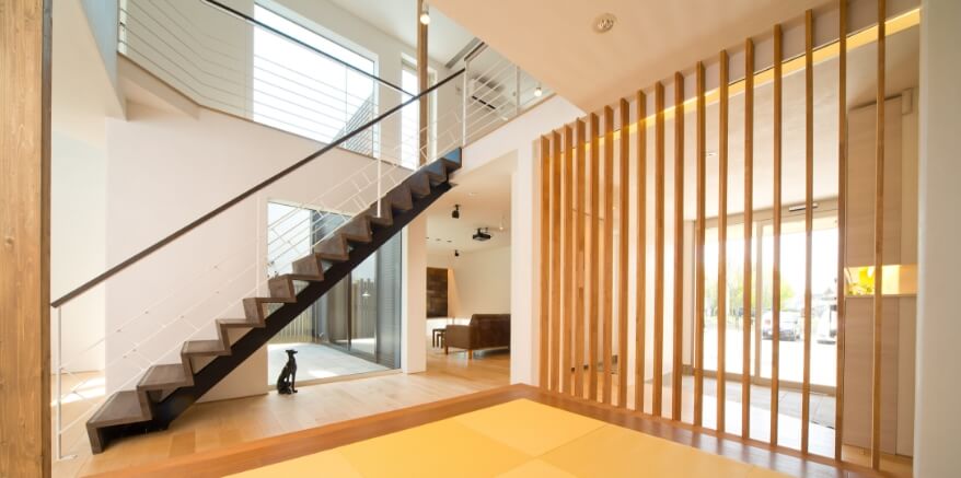 開放的な空間を、吹き抜け・オープン階段が演出