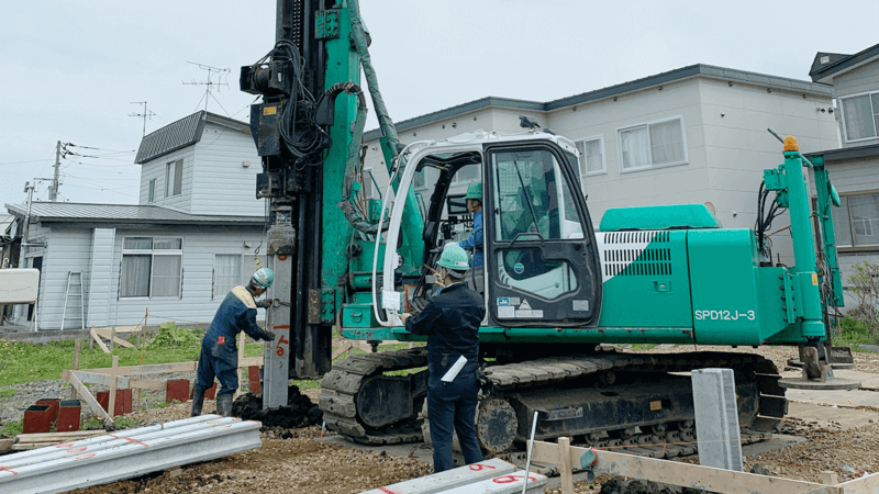 検査員立会いで杭工事
